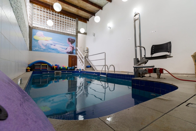 Piscina Maestro Cardim